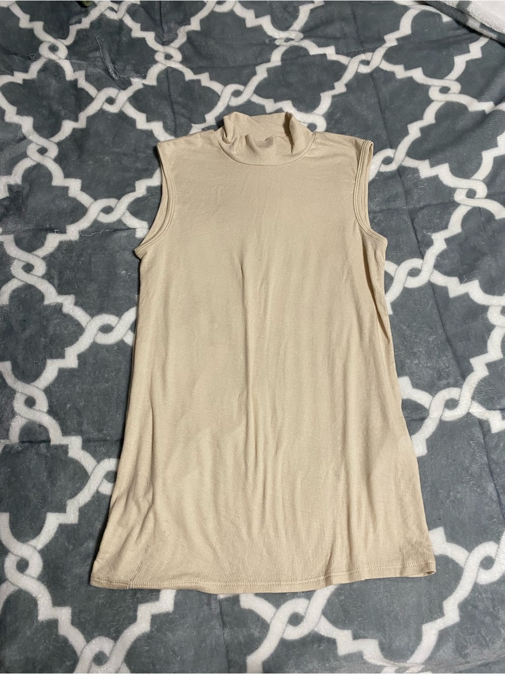 Reformation cream beige knit top mockneck SZ S